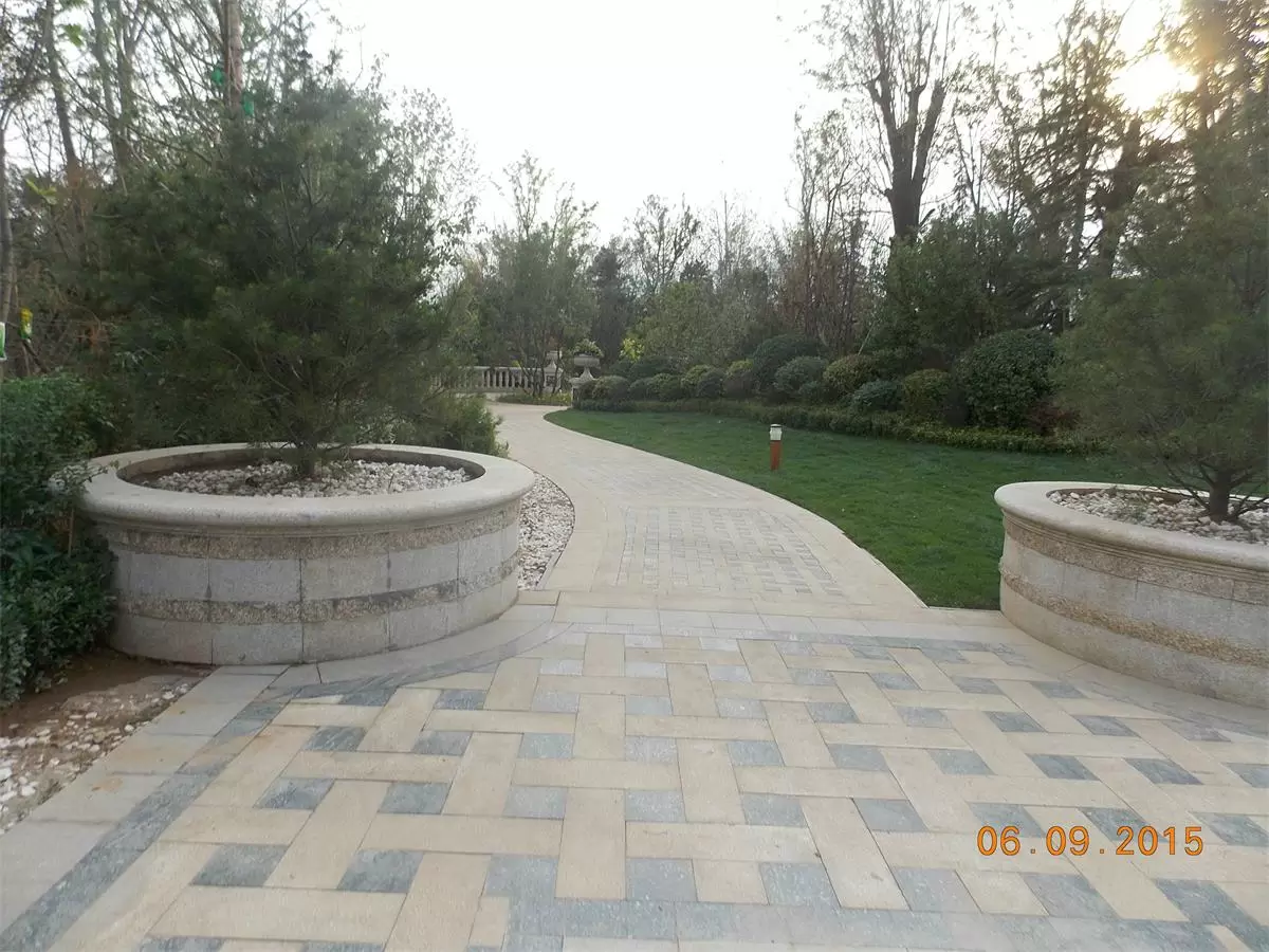 White jade horse ornaments for home gifts and accessories - Image 3