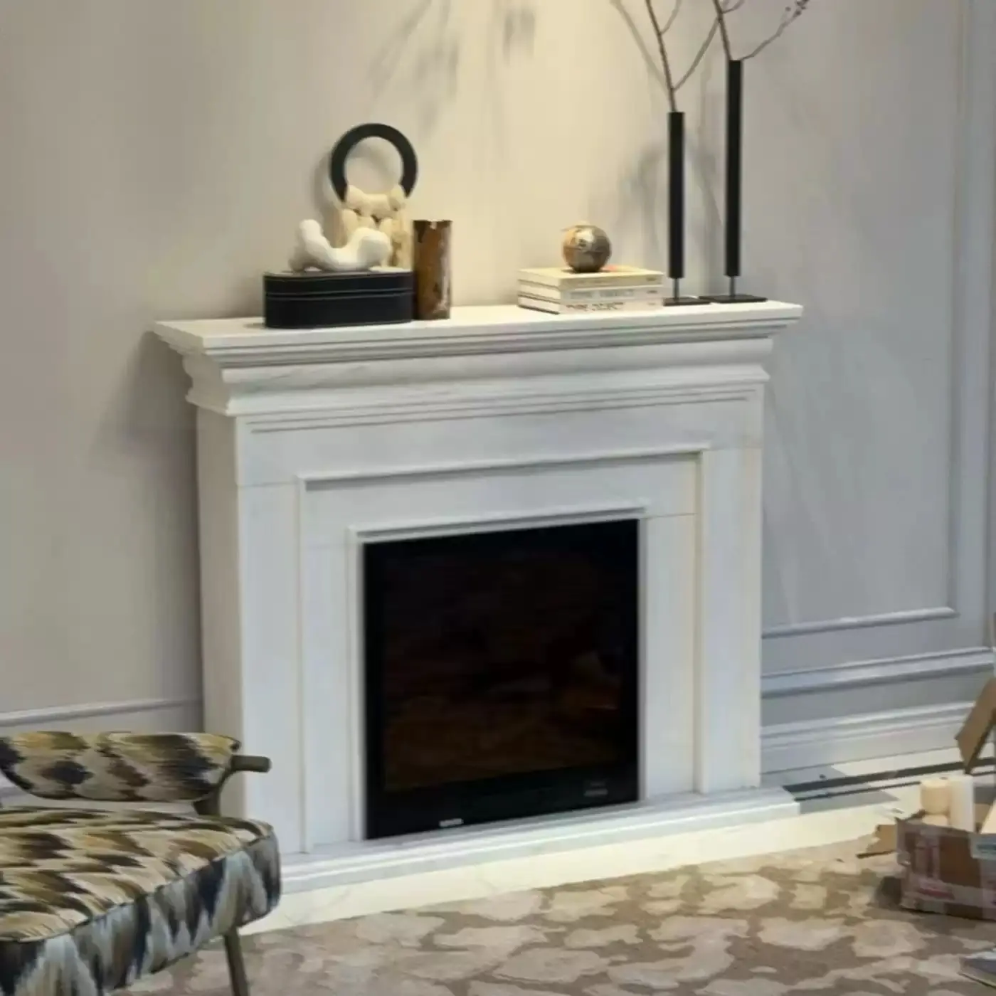 French-style marble mantelpiece, modern and simple, natural white marble stone decorative stone carving custom cabinet - Image 3