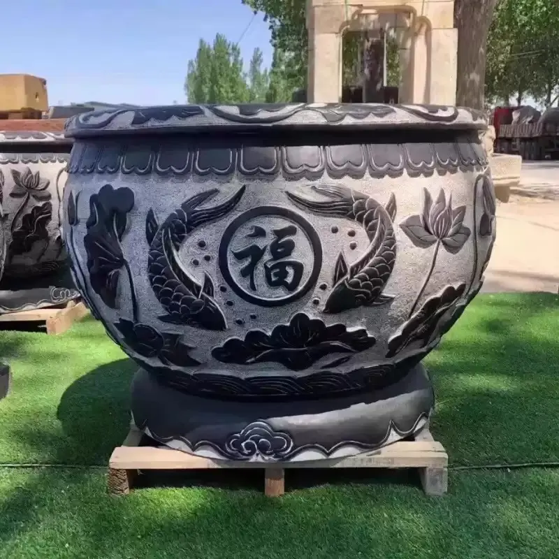 Stone-carved fish tanks, marble, white marble water basins, flower pots, water feature sculptures, bluestone tanks, stone basins, natural bluestone, large water.